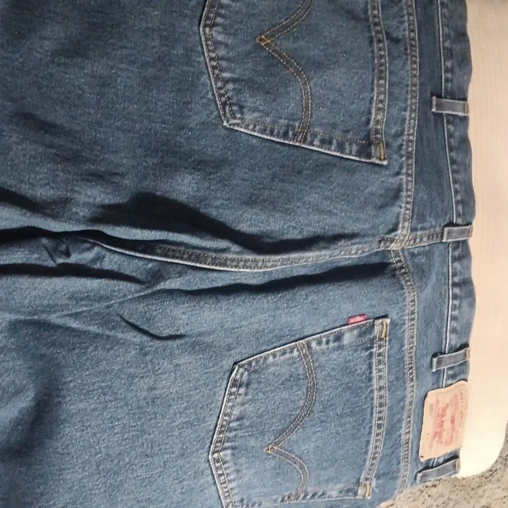 🤠Levi's 560 Mens 42 W x 32 L